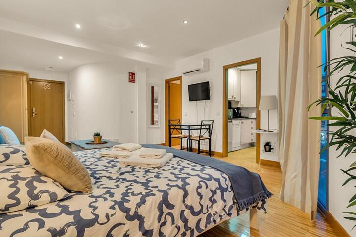 Wonder Apartments Мадрид Экстерьер фото